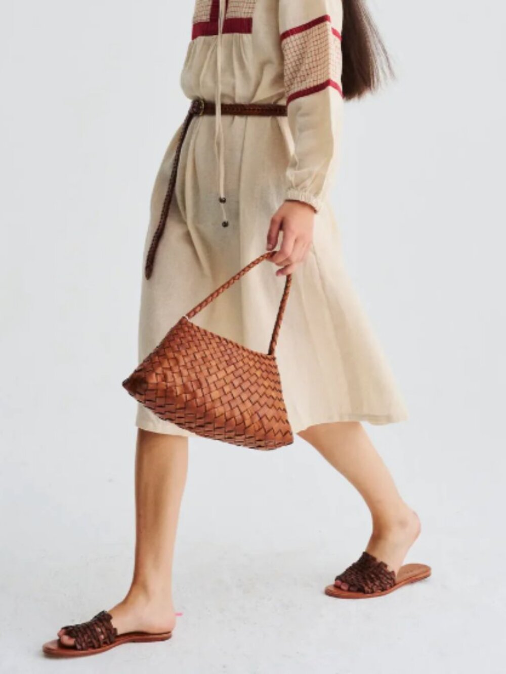 Dragon Diffusion Cognac Brown Woven Leather Shoulder Bag - Picture 1 of 10